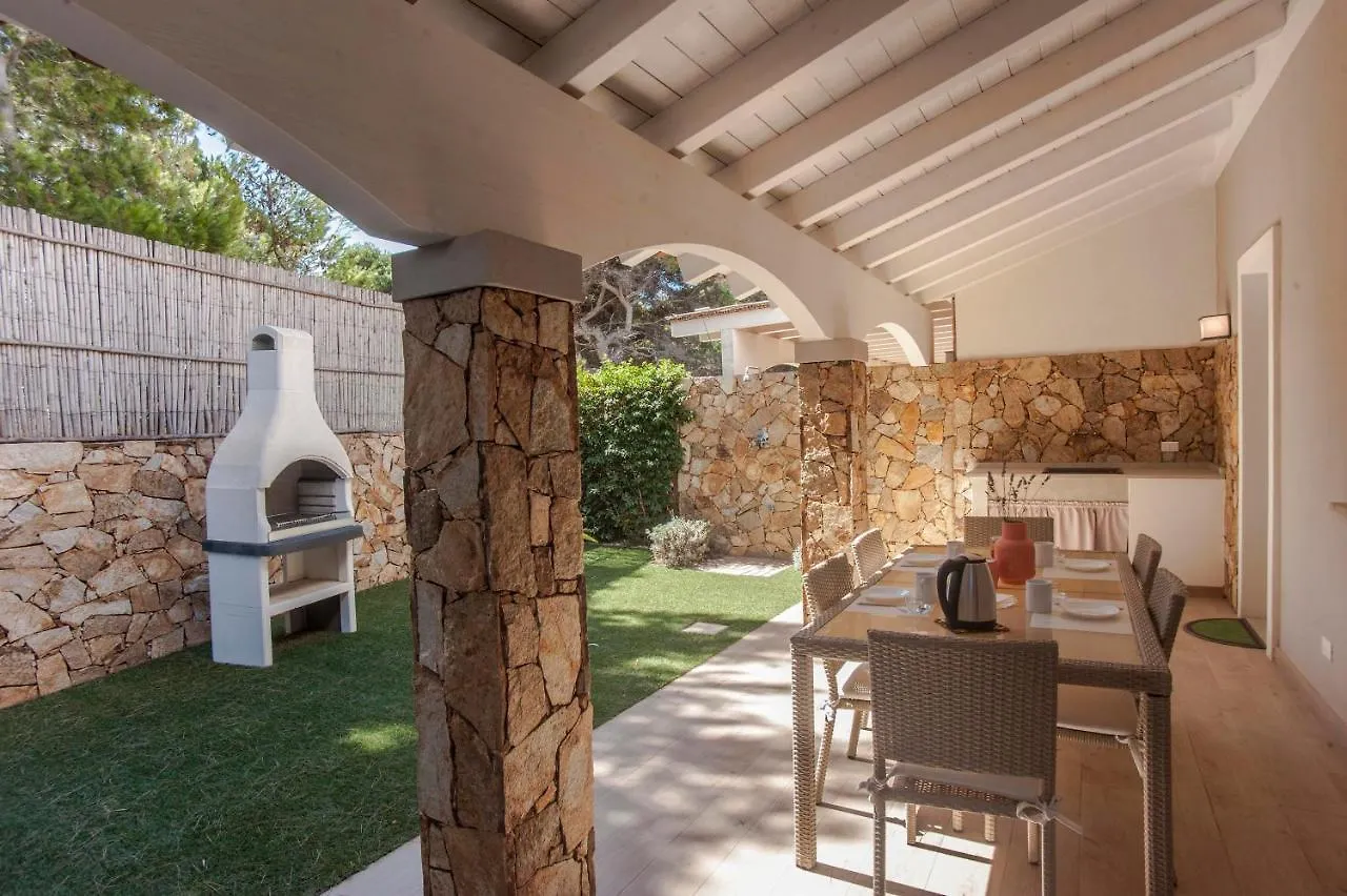 Villa Elegance Sabrina SantʼAnna Arresi Olaszország